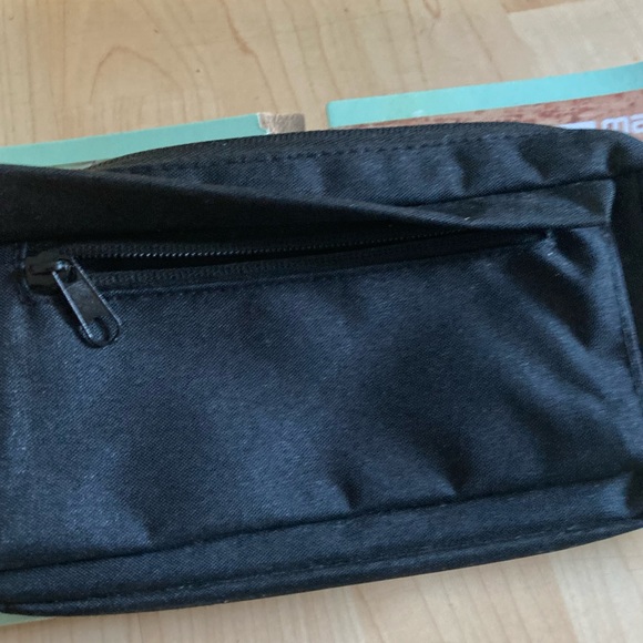 Small fitness bag - Picture 2 of 6